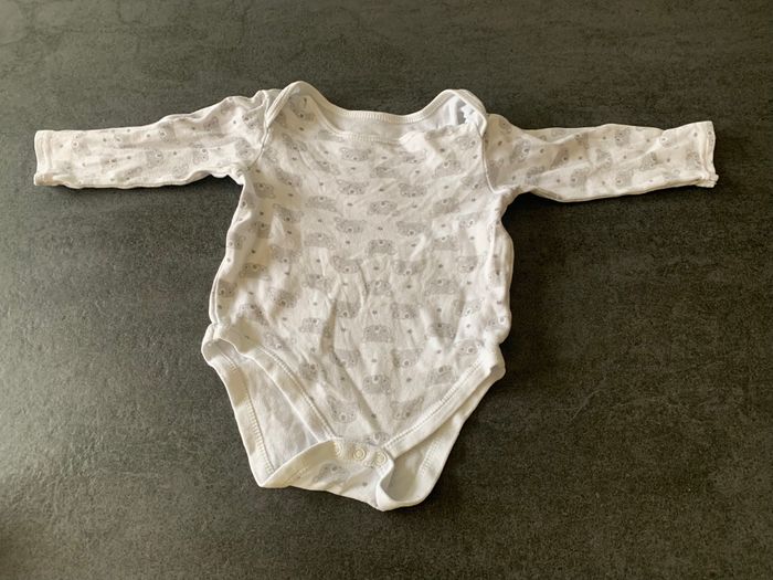 Lot de 3 bodies 18 mois - photo numéro 5