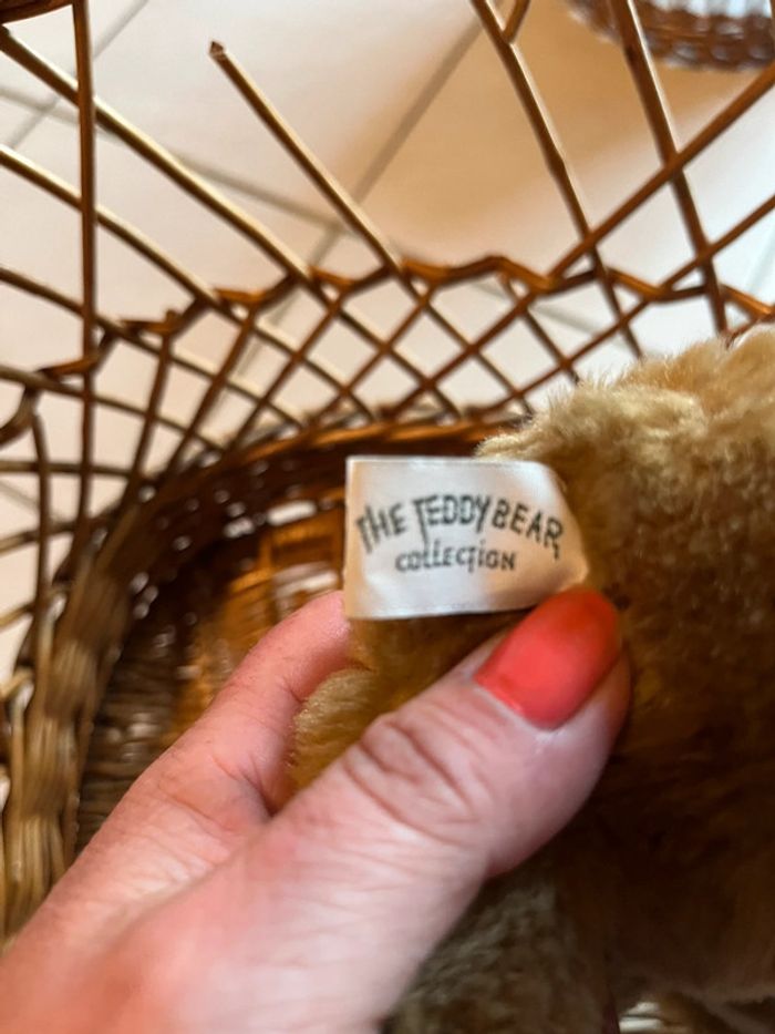 Ours en peluche avec pipe - photo numéro 5