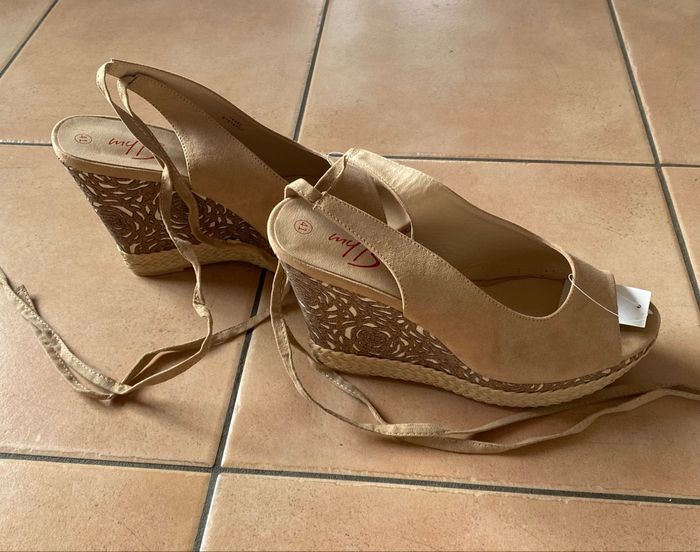 Sandales compensées 41 - photo numéro 4