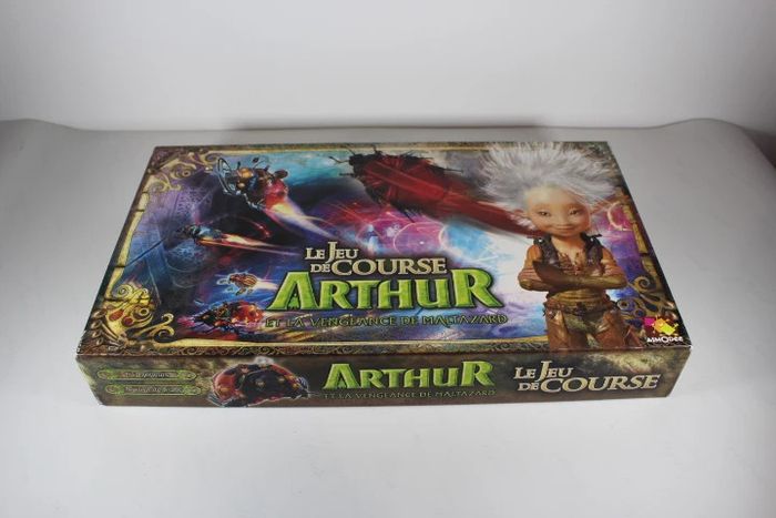 Asmodee le jeu de la course Arthur et les minimoys 100 % Complet