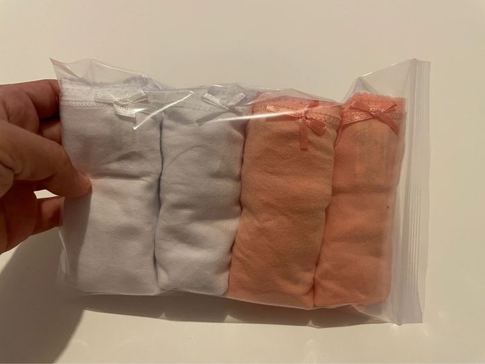 Lot de 4 culottes neuves taille XL seduccia blanc et corail