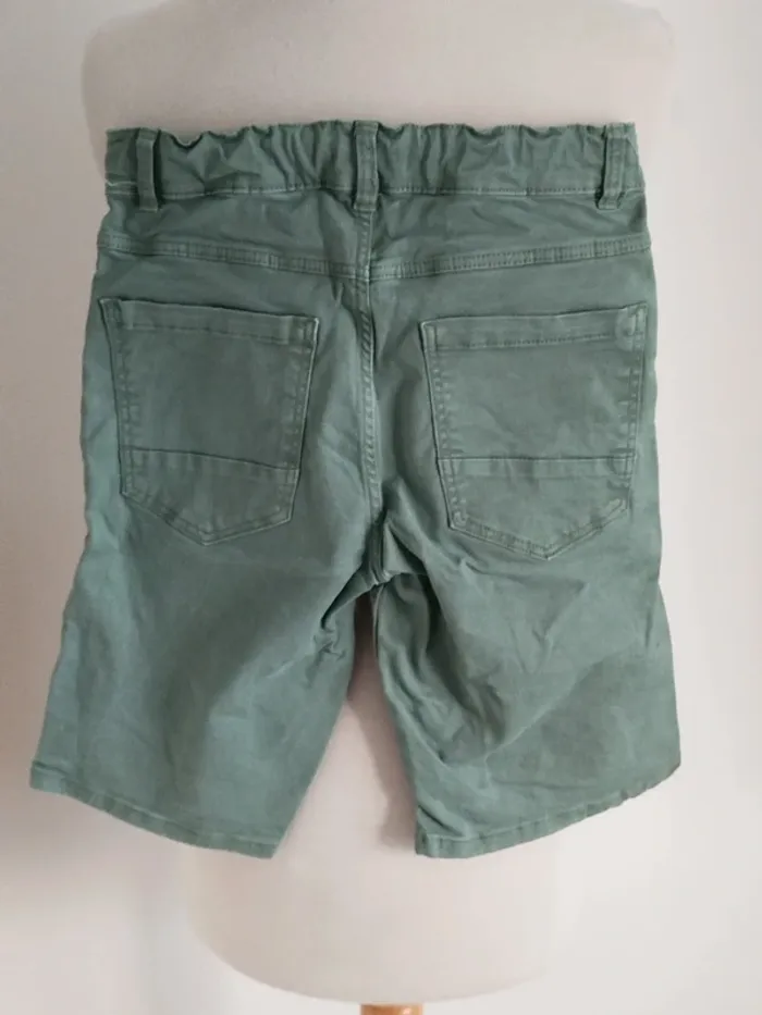 Bermuda en jean vert slim fit Kiabi taille 12 ans - photo numéro 2