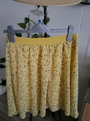 Jupe imprimée jaune doublés taille 38/40 Blancheporte 