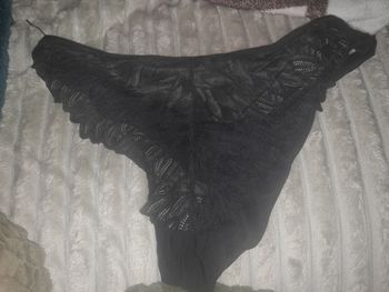 Culotte noire portée