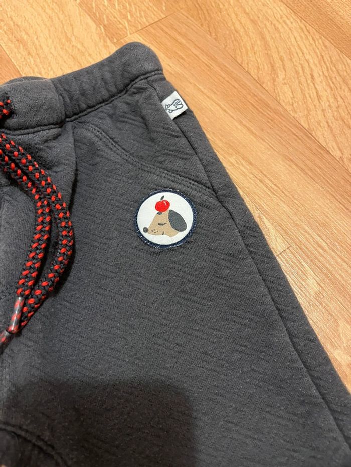 Pantalon 24 mois TBE - photo numéro 2