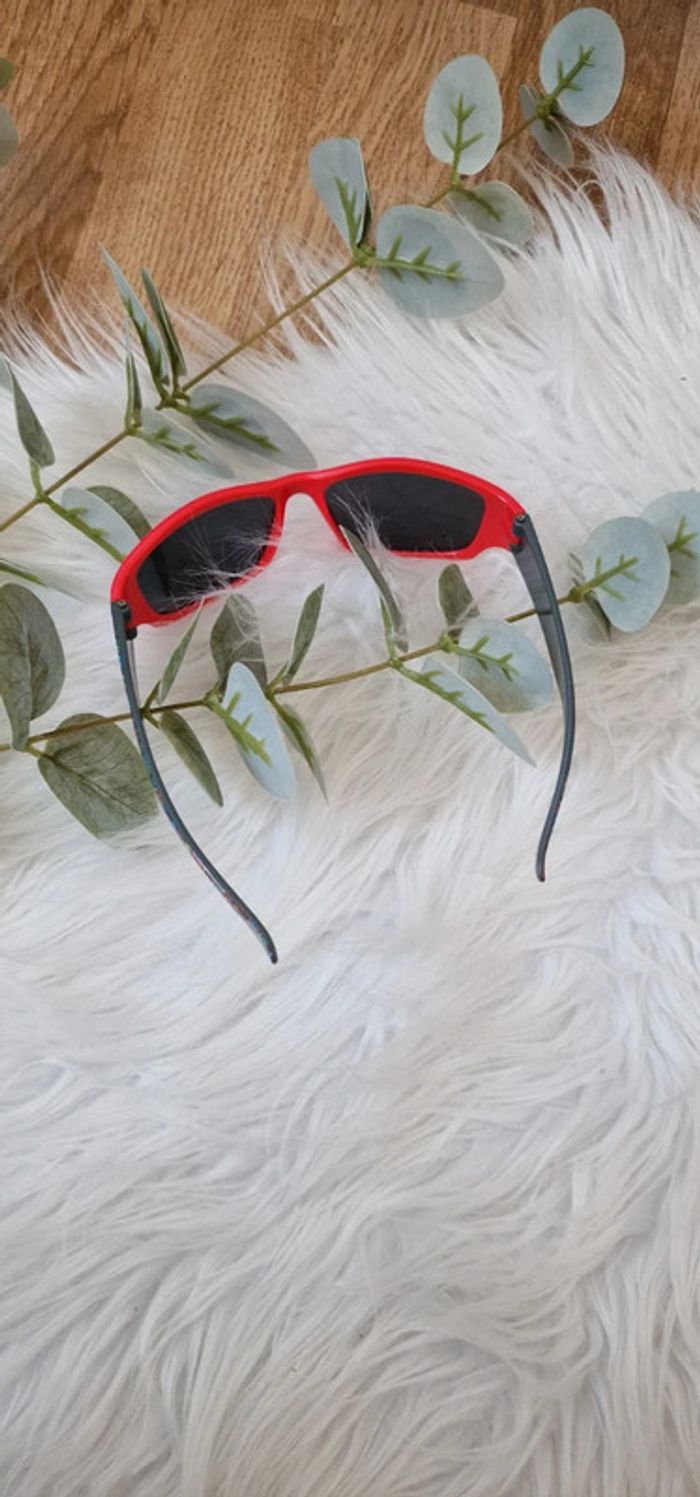 Lunettes de soleil - photo numéro 3