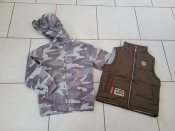 Lot de 2 vestes garçon en 6 ans 