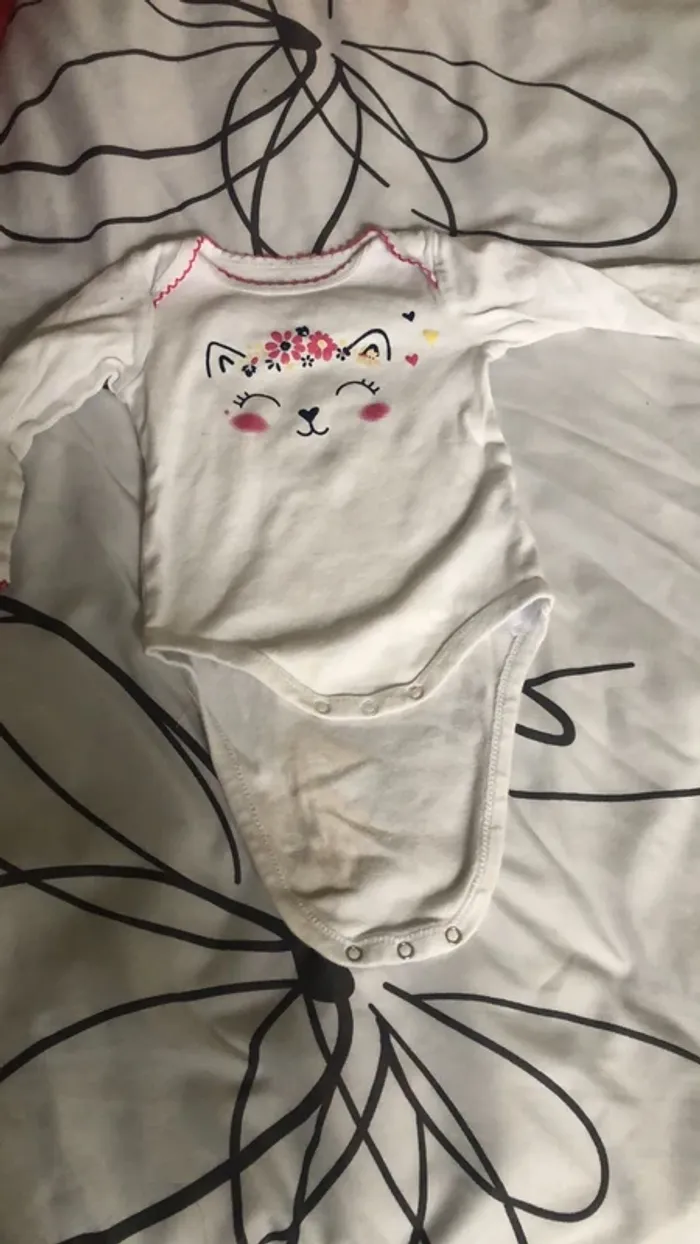 8 bodies - photo numéro 6