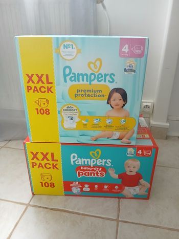 Lot 2 cartons XXL pants et couched  pampers T4