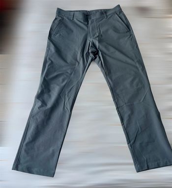 Pantalon homme Under Armour - NEUF