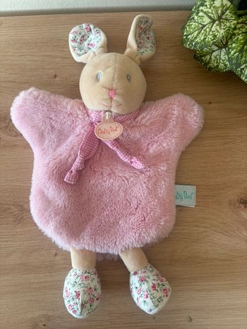 Doudou marionnette lapin rose motif fleurs écharpe vichy baby nat
