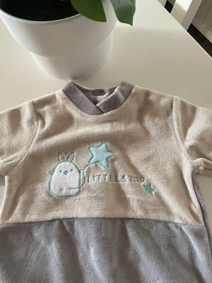 Pyjama 1 mois - photo numéro 2