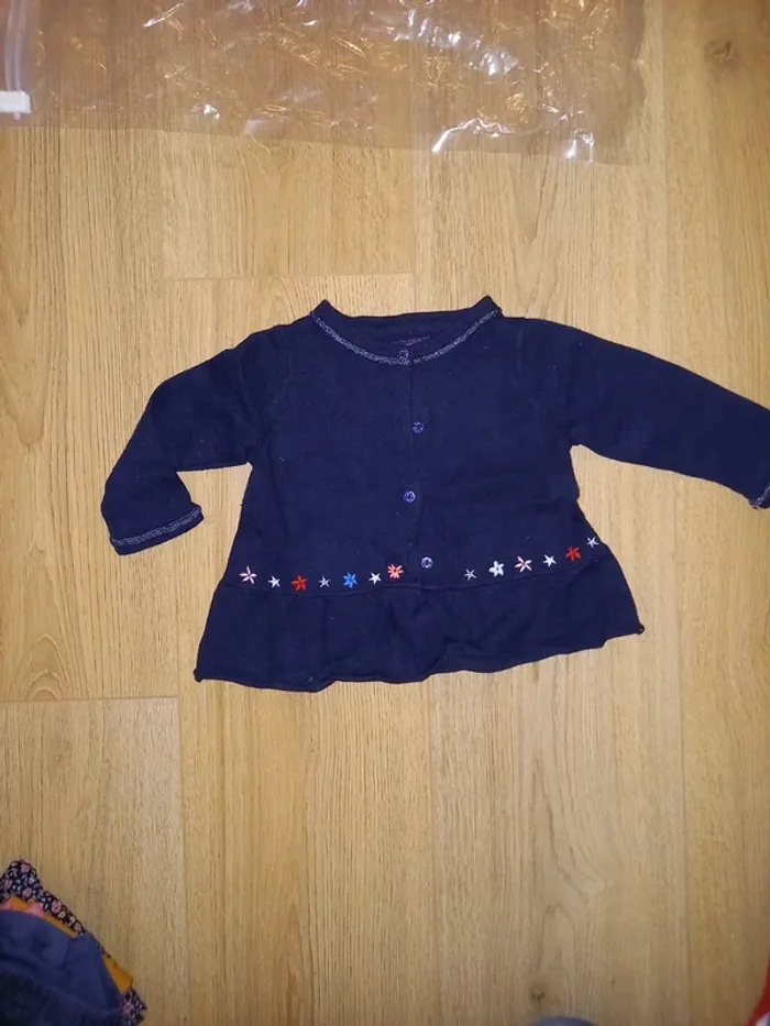 Gilet bleu marine 9 mois