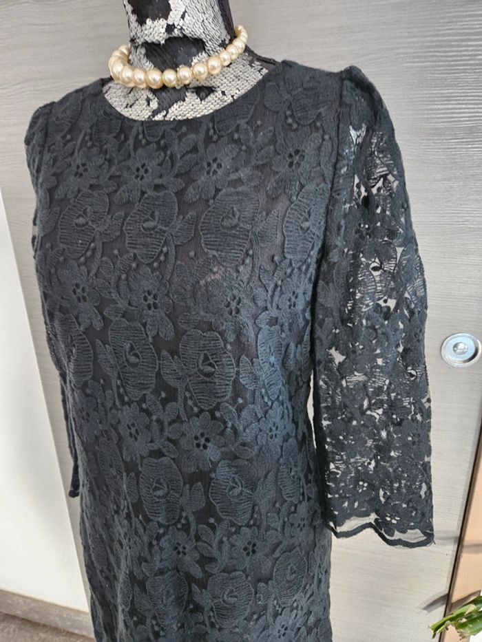 Robe dentelle noir - photo numéro 3
