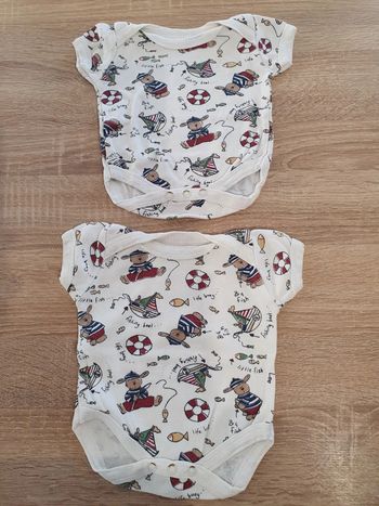 2 body bébé naissance 0 mois