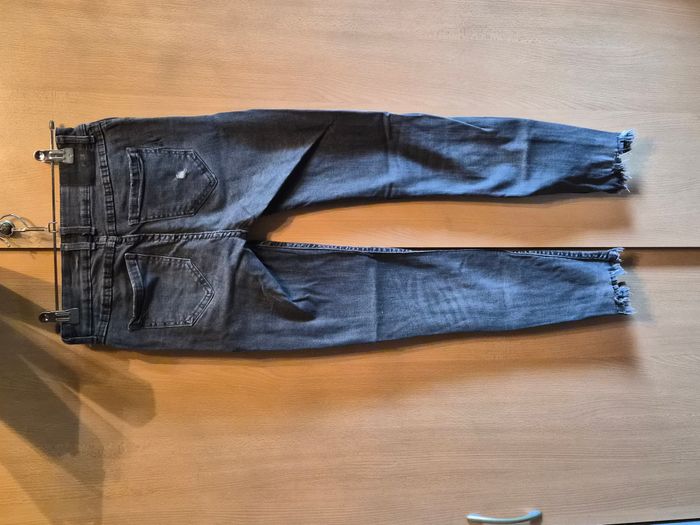 Jean "FB Sister" Taille 26 (36) en bon état "O" - photo numéro 7