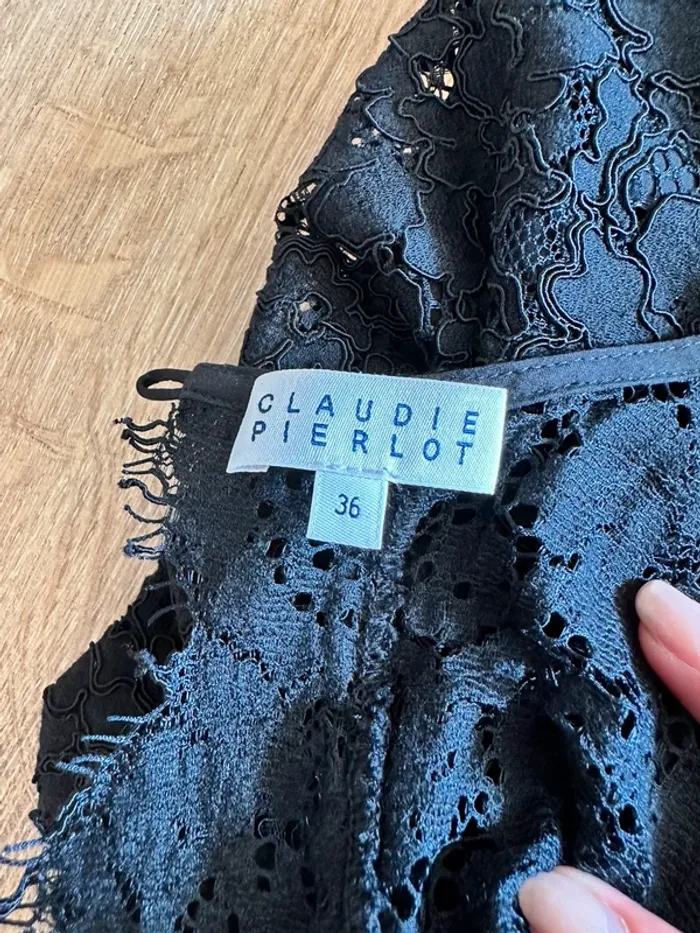 Robe Claudie Pierlot en dentelle noire taille 36 - photo numéro 6