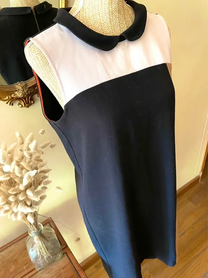 Robe Elégante à Col Claudine - Sinequanone - Taille 40