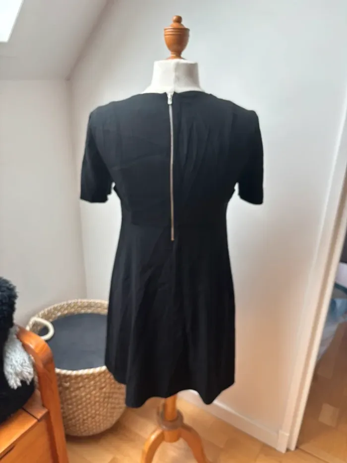 Superbe robe noire MC - Claudie Pierlot - modèle Rossa - T38 - photo numéro 8