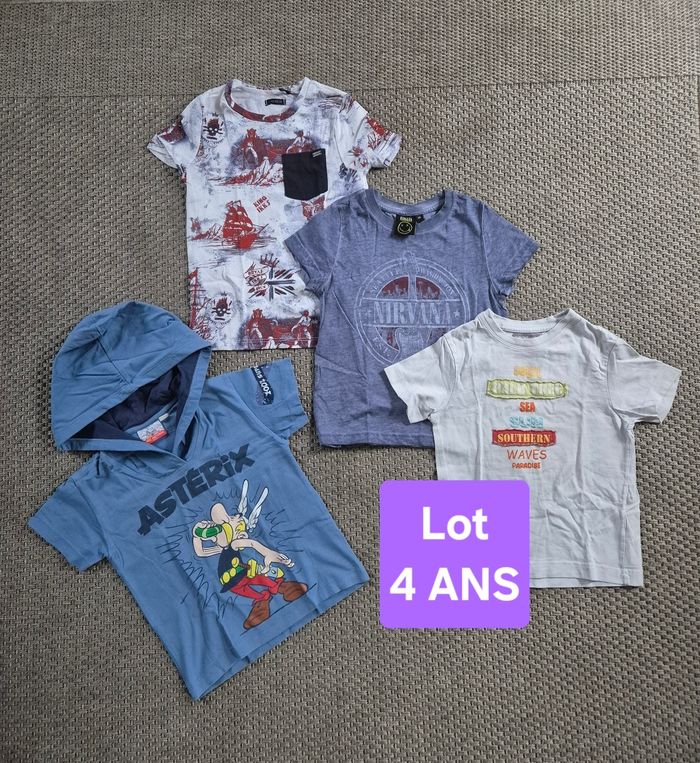 Lot de 4 t-shirts MC motifs asterix ou Nirvana - 4 ans