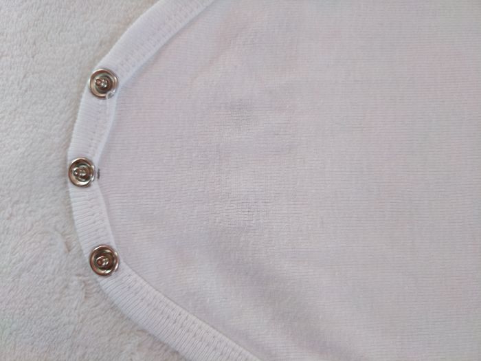 Body 3 mois - photo numéro 3