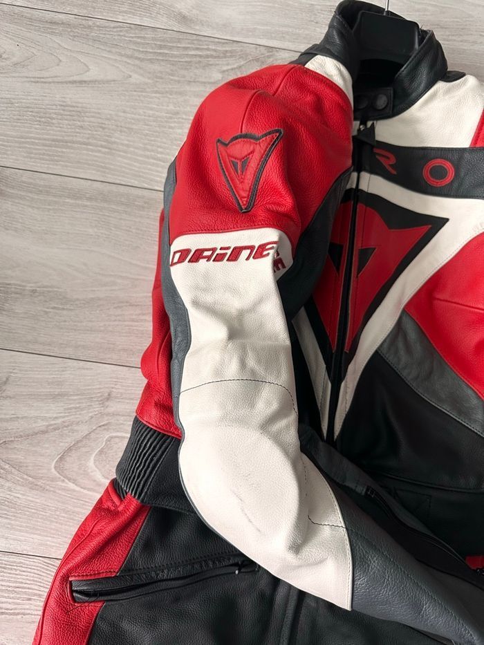 Combinaison moto blouson et pantalon cuir Dainese - photo numéro 3