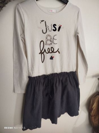 #kytie8ansfille. Robe manches longues légère taille 8 ans
