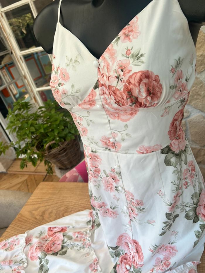Robe bohème chic longue femme blanche à fleurs rose orangées taille S 36 shein été - photo numéro 3
