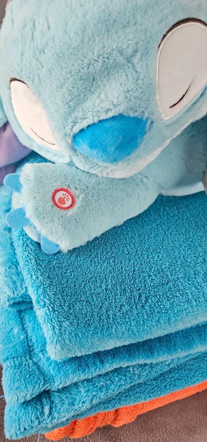 Peluche Stitch Disney qui s illumine 50 cm - photo numéro 3