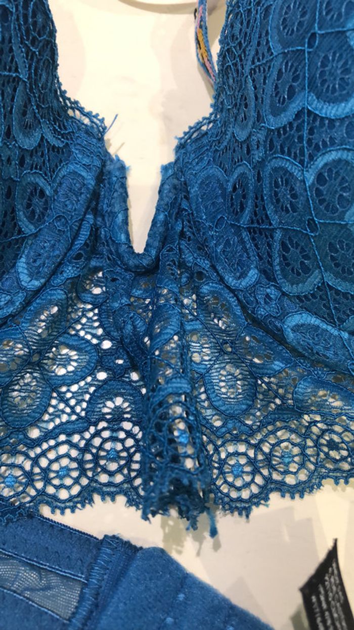 Soutien-gorge Undiz Bleu 90 B - photo numéro 19