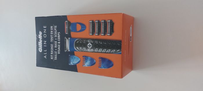 Tondeuse Gillette All In One Neuve - photo numéro 3