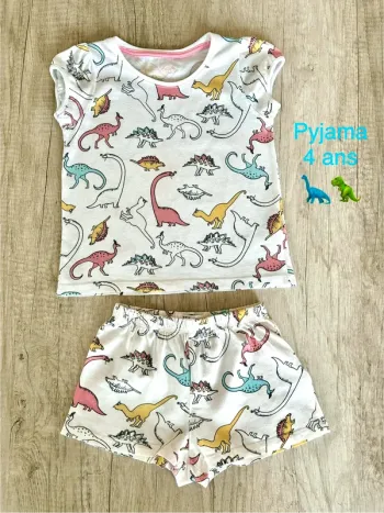 Pyjama dinosaure 4 ans