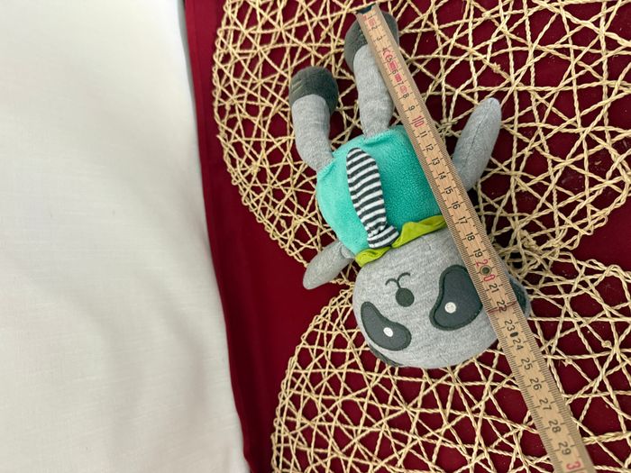 Peluche panda OBAIBI gris vert cravate rayée grelot 25 cm - photo numéro 4