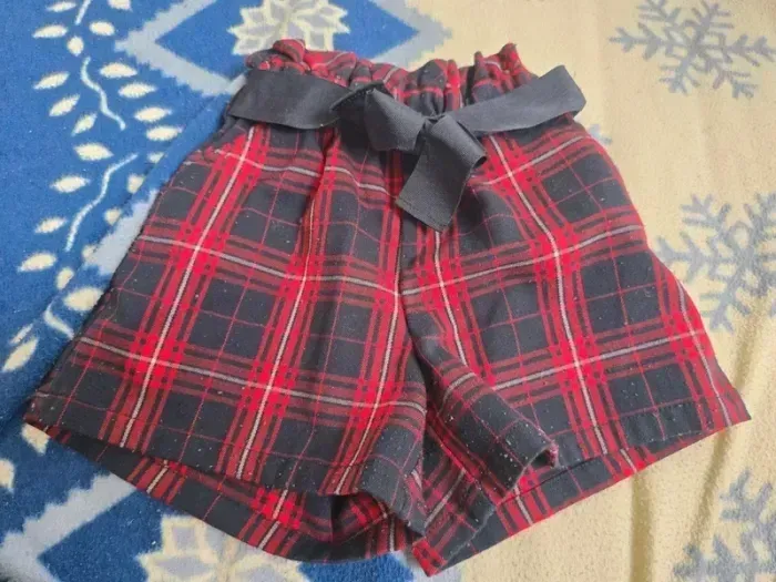 short de la marque ovs en taille 6 ans - 116 cm avec noeud - photo numéro 1