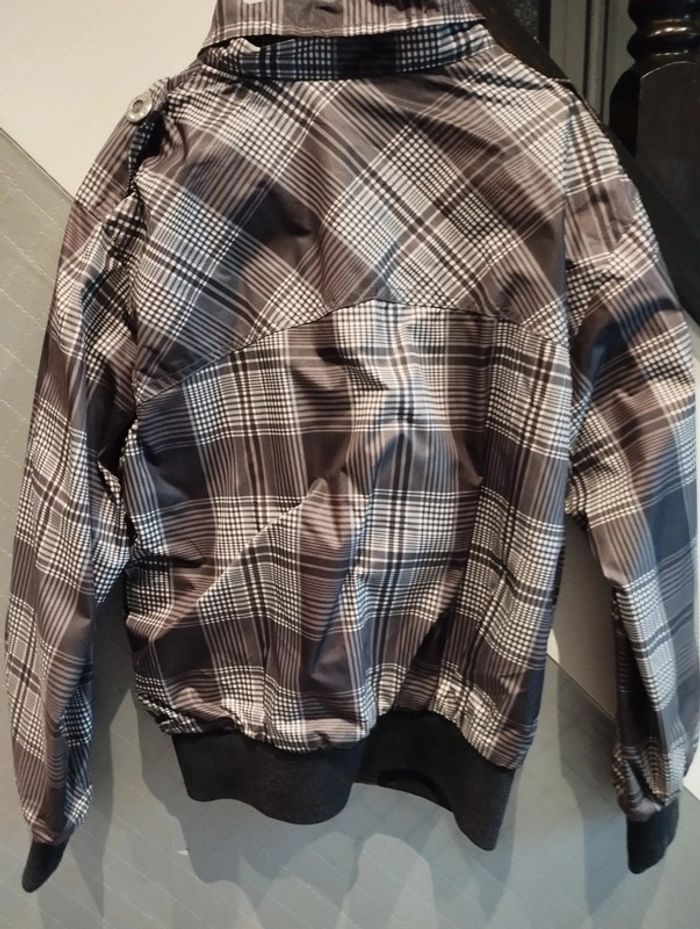 Veste blouson léger garçon 5 ans - photo numéro 3