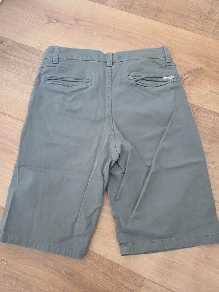 Bermuda Zara taille 10 ans - photo numéro 3
