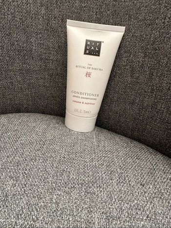 Rituals Après-shampooing conditioner The Ritual of Sakura 70 ml neuf avec étiquette
