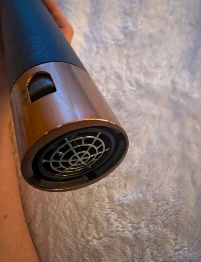 Dyson - photo numéro 2