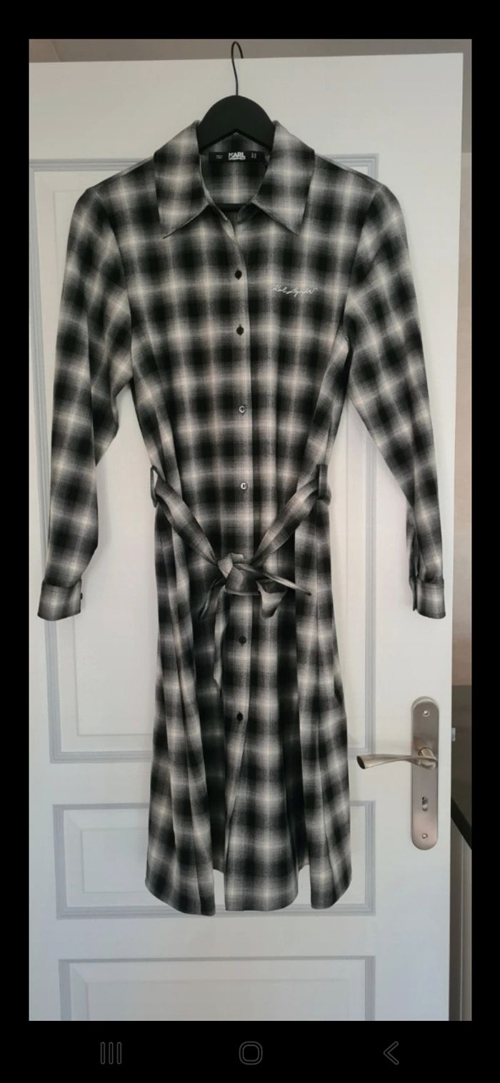 robe Karl  Lagerfelld