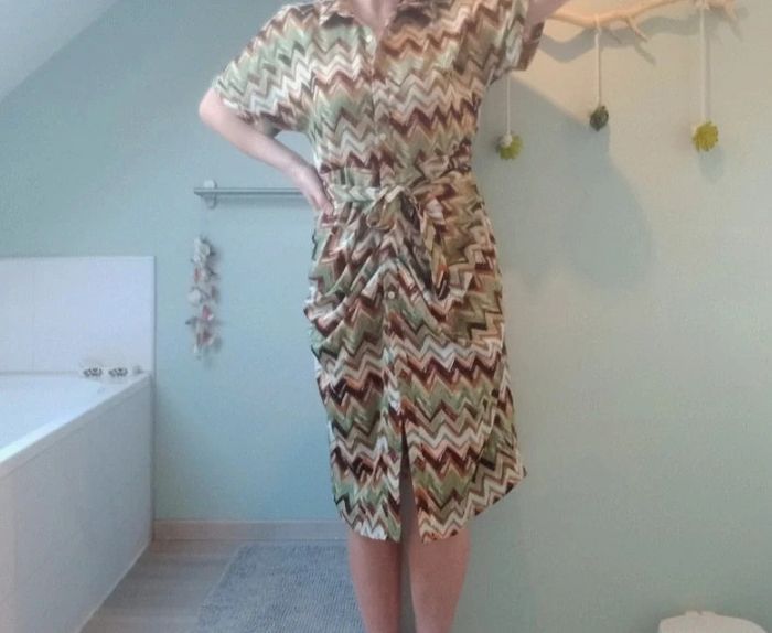 Jolie longue robe Shein taille 38 - photo numéro 3