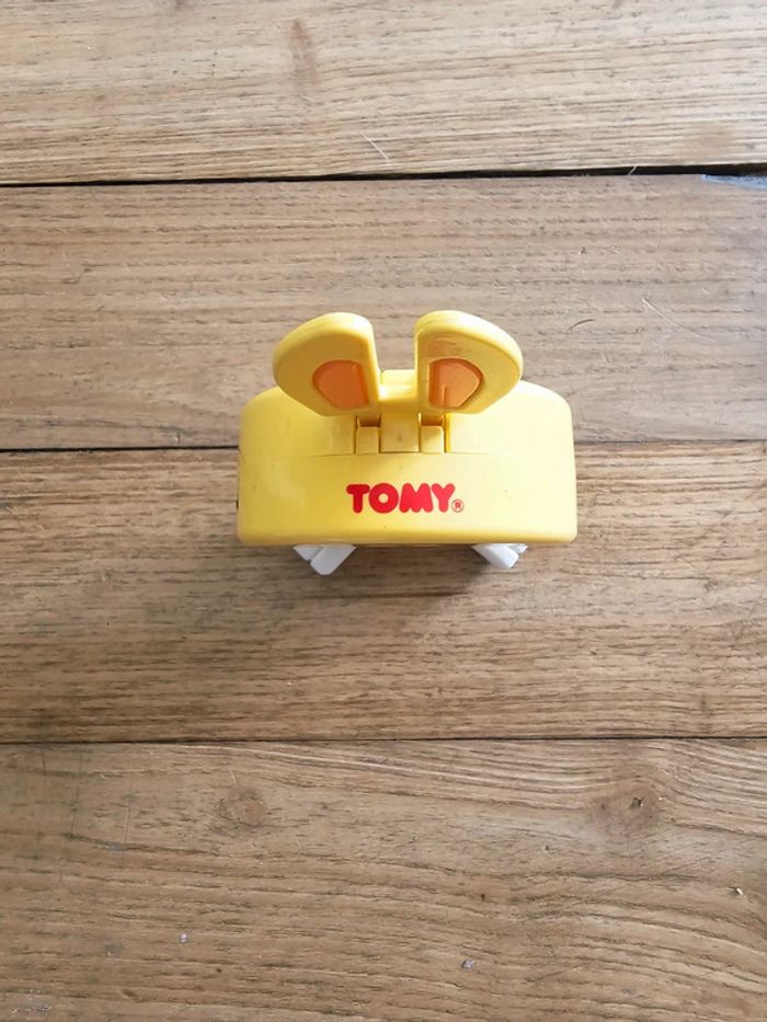 Jouet jeu Modul auto Tomy lapin jaune 1988 vintage - photo numéro 2
