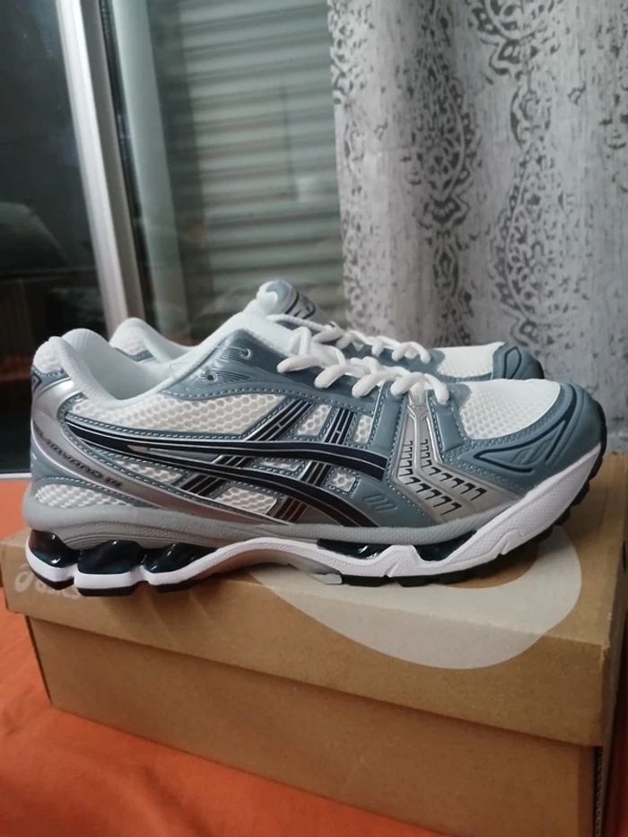 Asics Gel Kayano 14 Taille 44