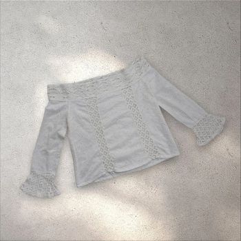 Top blanc épaules dénudées broderies anglaises taille L