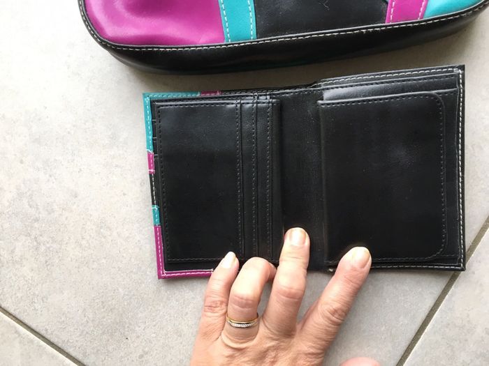 Sac lolipops et son portefeuille - photo numéro 3