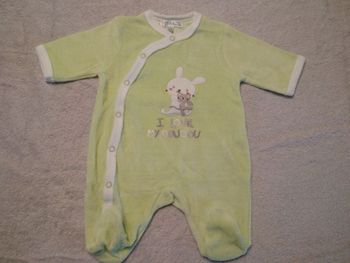Pyjamas 1 mois (réf perso F-A4)(familleac72)