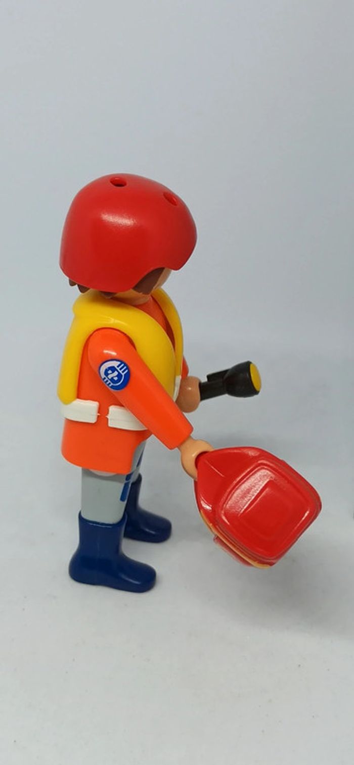 Homme secouriste avec gilet de sauvetage et casque playmobil - photo numéro 3