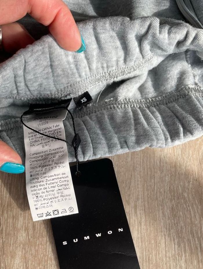 Pantalon survêtement avec poches sur le côté gris taille S neuf - photo numéro 5