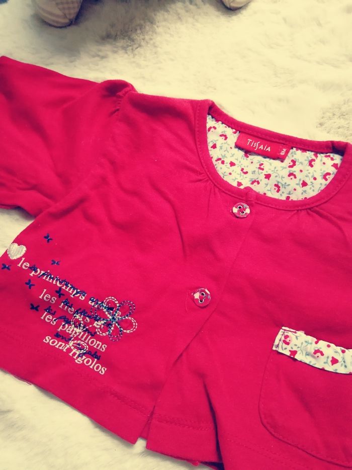 Gilet léger neuf 6 mois - photo numéro 4