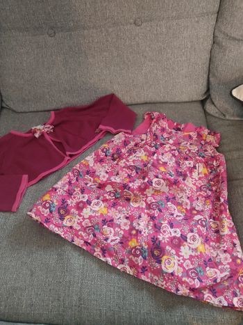 Robe+ boléro taille 24 mois