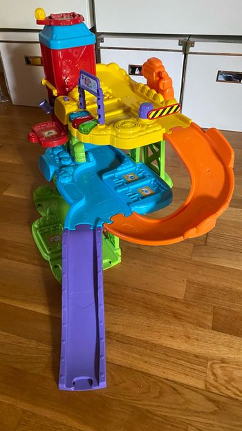 Tut tut bolide garage